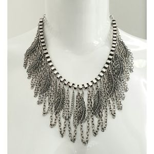 NEW Boho Feather Curtain Statement Necklace & Earrings Set